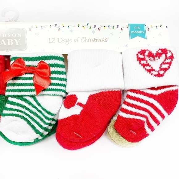 Hudson Baby Other - Festive Holiday Themed 0-6 Month Girls 12 Pack Baby Socks